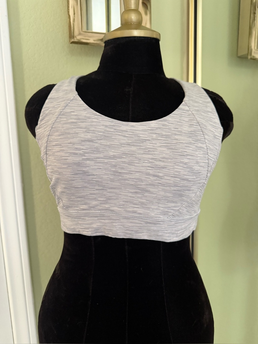 Free To Be Elevated Bra Size 6 We From Space Nimbus lululemon